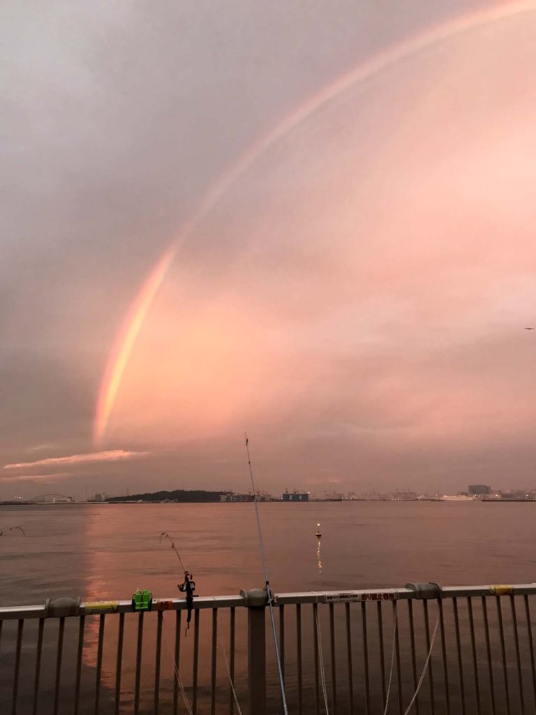 2020年10月5日午前5時40分若洲海浜公園に虹がかかりました01