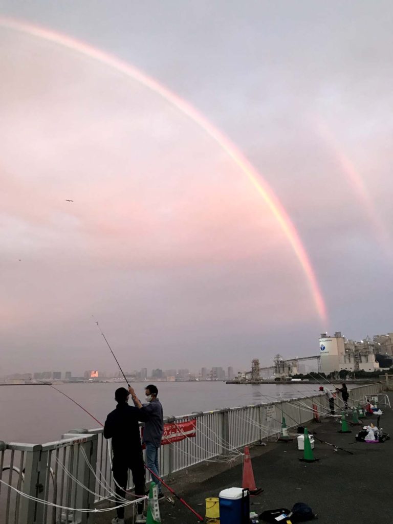 2020年10月5日午前5時40分若洲海浜公園に虹がかかりました02